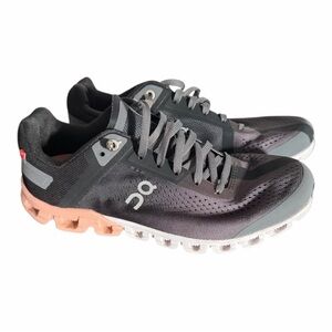 On Running Women's cloudlow Black and Gray Running Shoes 6